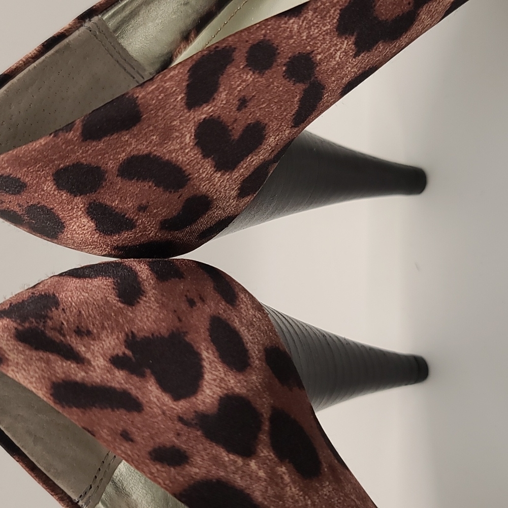 Heels - Picture 3 of 5